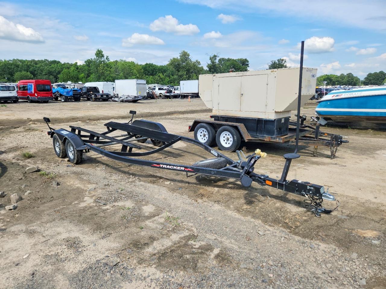 7J511UJ27MB001068 · 2021 BOAT TRAILER TRAILER