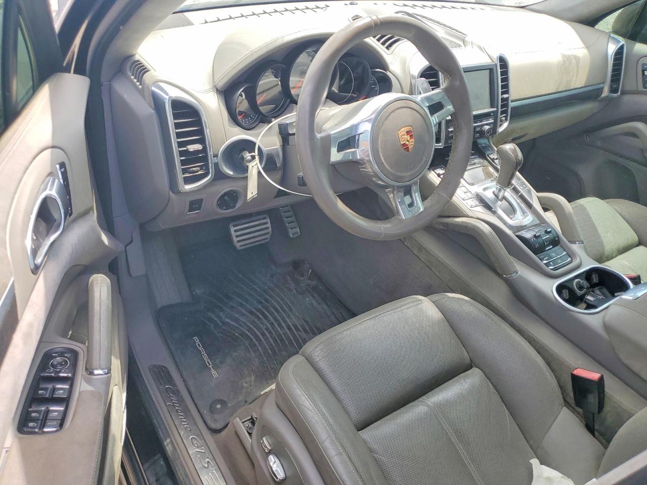 WP1AD2A28DLA77741 · 2013 PORSCHE CAYENNE · 8/13