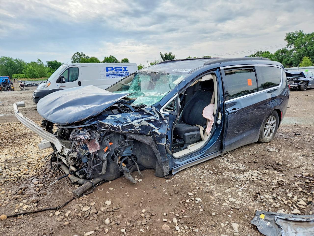 2C4RC1FG3MR591428 · 2021 CHRYSLER PACIFICA