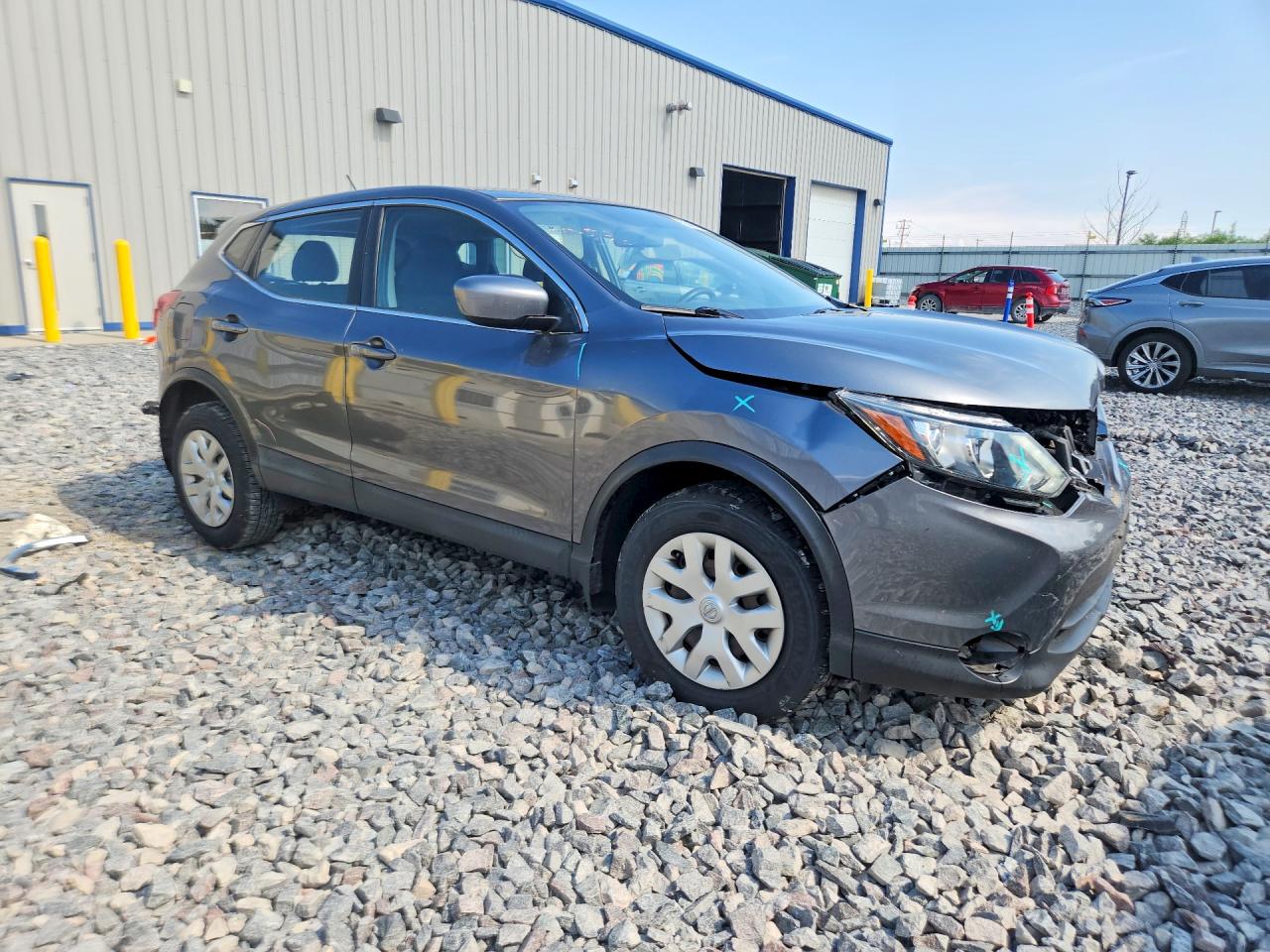 JN1BJ1CP8KW213785 · 2019 NISSAN ROGUE SPORT · 4/13