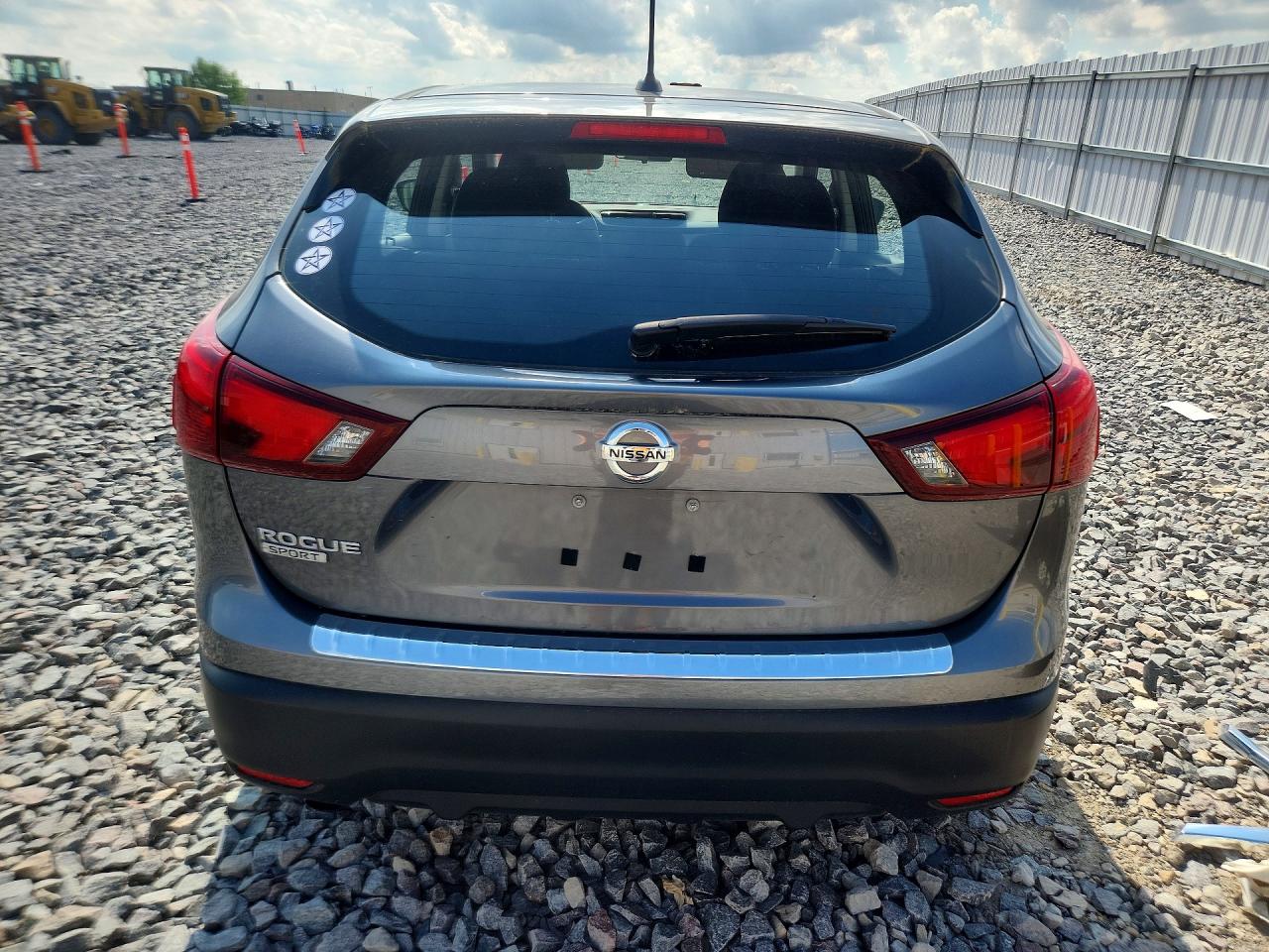 JN1BJ1CP8KW213785 · 2019 NISSAN ROGUE SPORT · 6/13