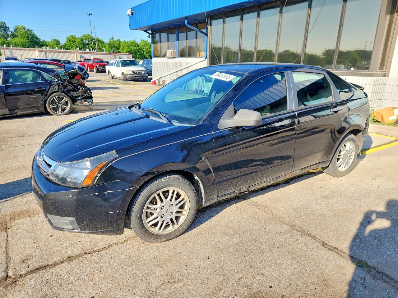 1FAHP3FN2BW160860 · 2011 FORD FOCUS