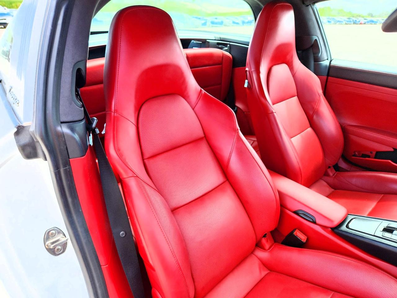 WP0BB2A91FS135609 · 2015 PORSCHE 911 · 10/12