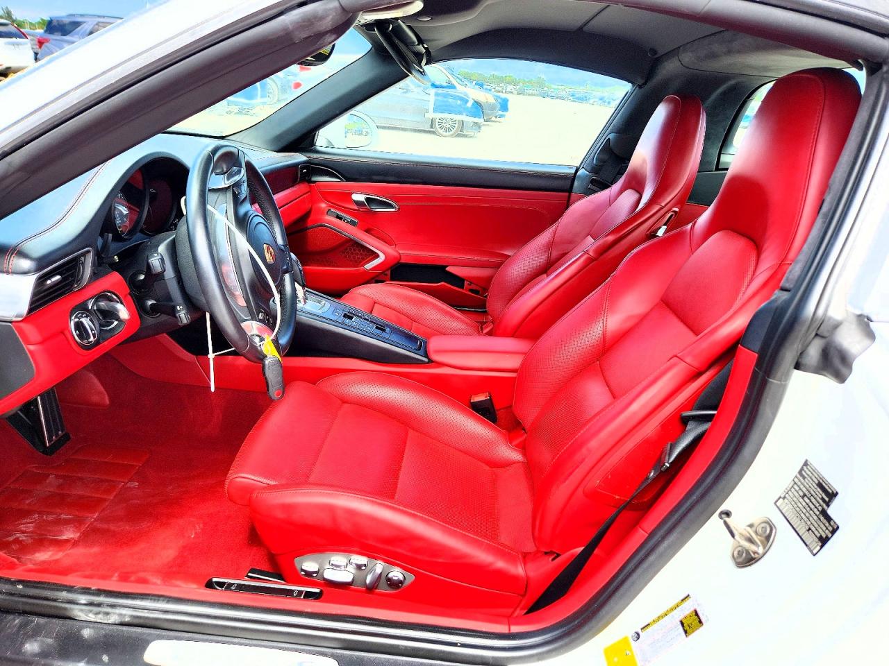 WP0BB2A91FS135609 · 2015 PORSCHE 911 · 7/12
