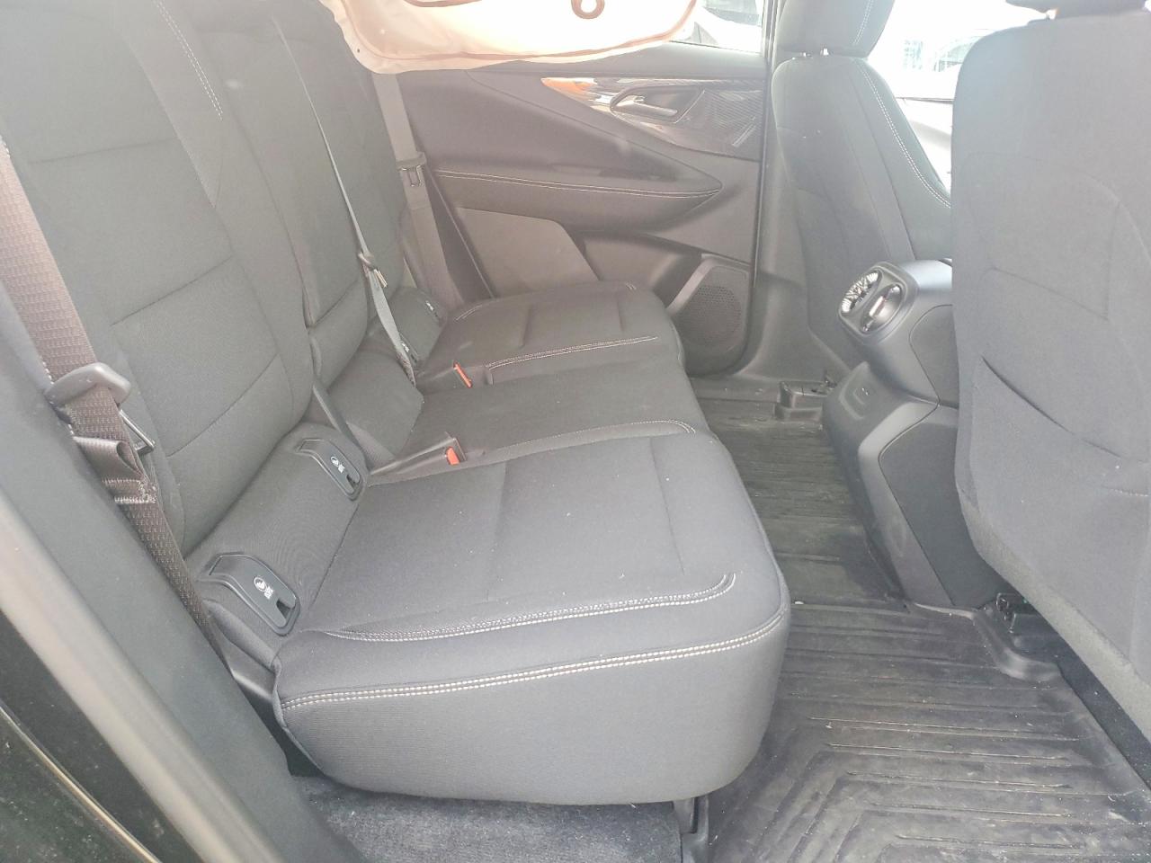 3GNKDARM3TS100929 · 2026 CHEVROLET BLAZER · 11/13