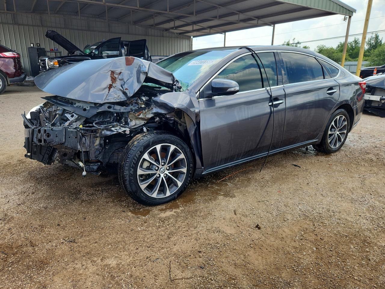 4T1BK1EB4JU282698 · 2018 TOYOTA AVALON