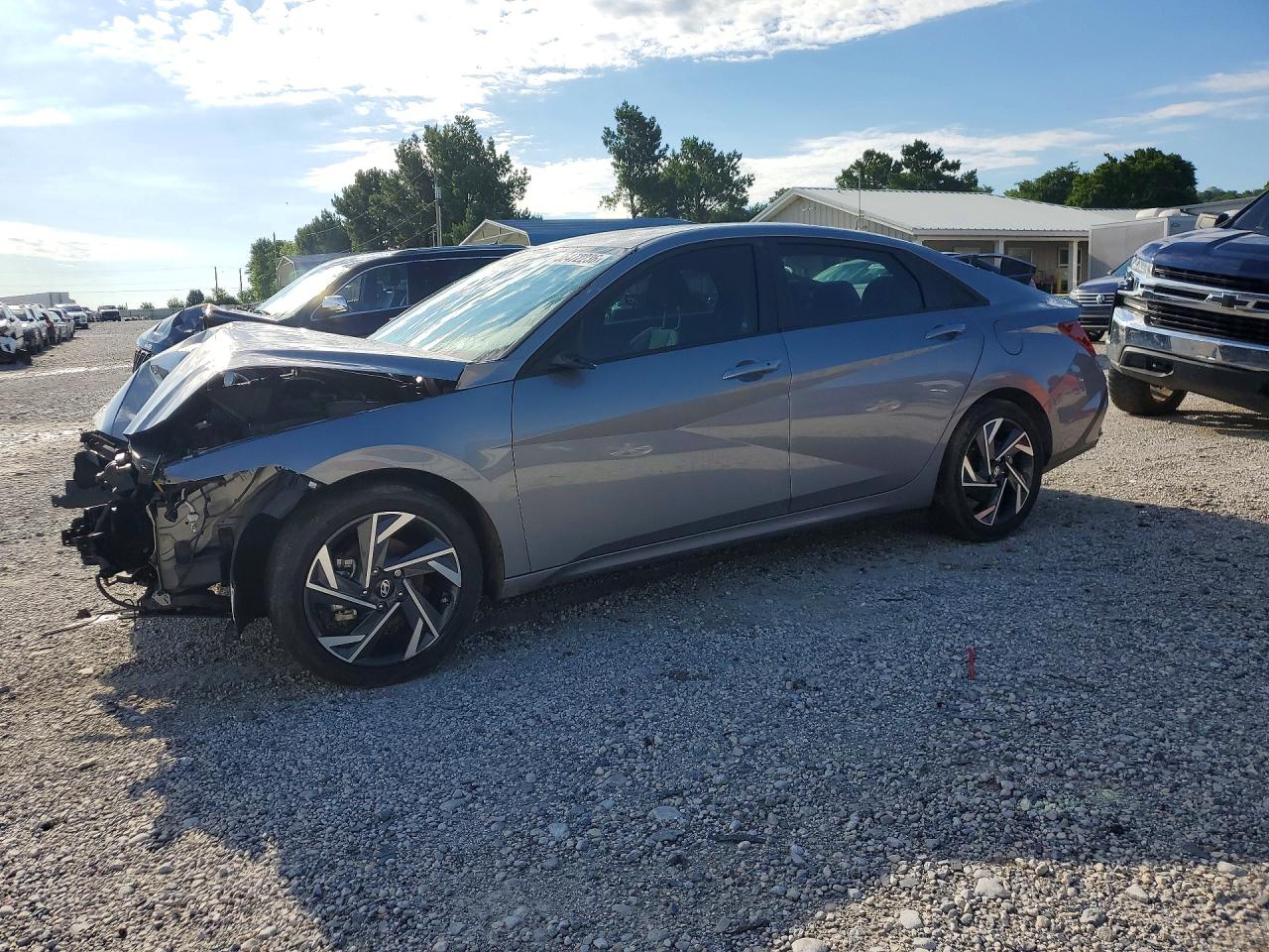 KMHLM4DG4SU973955 · 2025 HYUNDAI ELANTRA