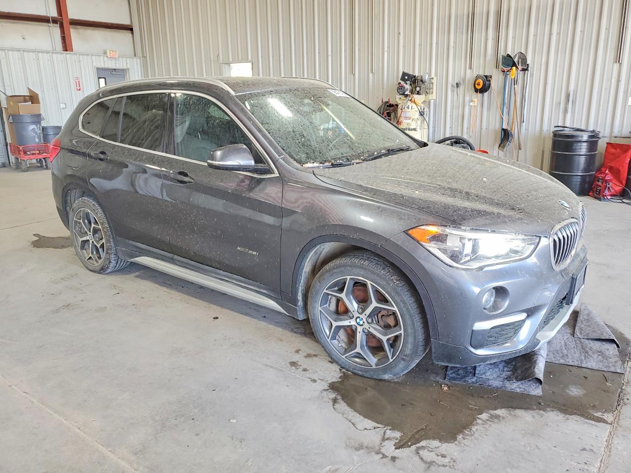 WBXHT3C36H5F68386 · 2017 BMW X1 · 4/12