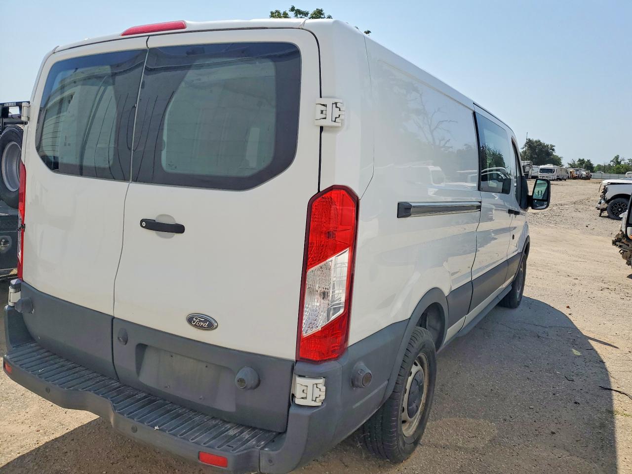 1FTYR2YM2JKA27539 · 2018 FORD TRANSIT · 3/13