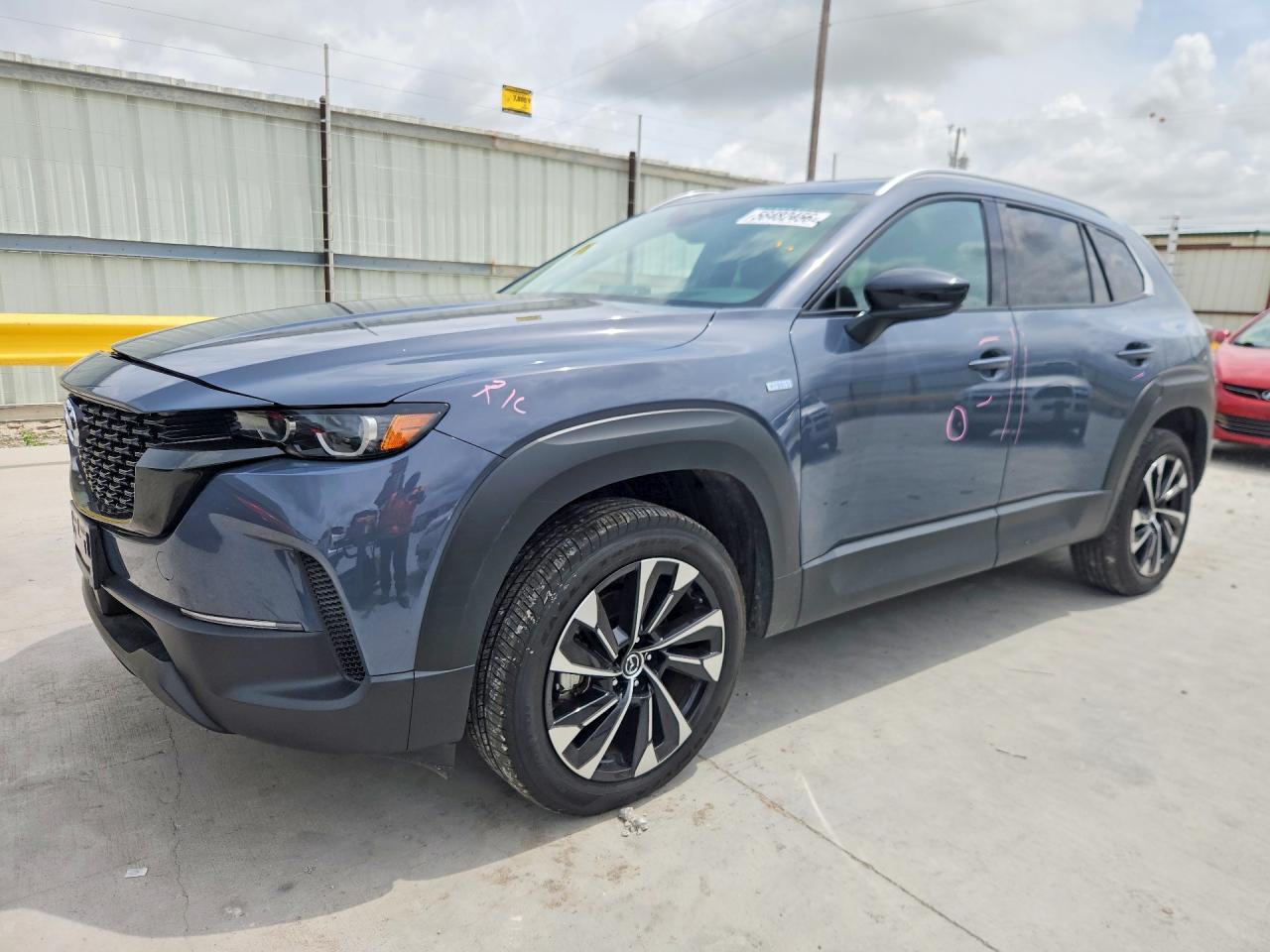 7MMVAAEW3SN131886 · 2025 MAZDA CX-50