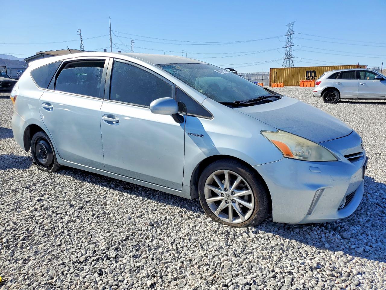 JTDZN3EU7E3315034 · 2014 TOYOTA PRIUS V · 4/13