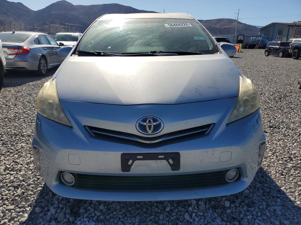 JTDZN3EU7E3315034 · 2014 TOYOTA PRIUS V · 5/13