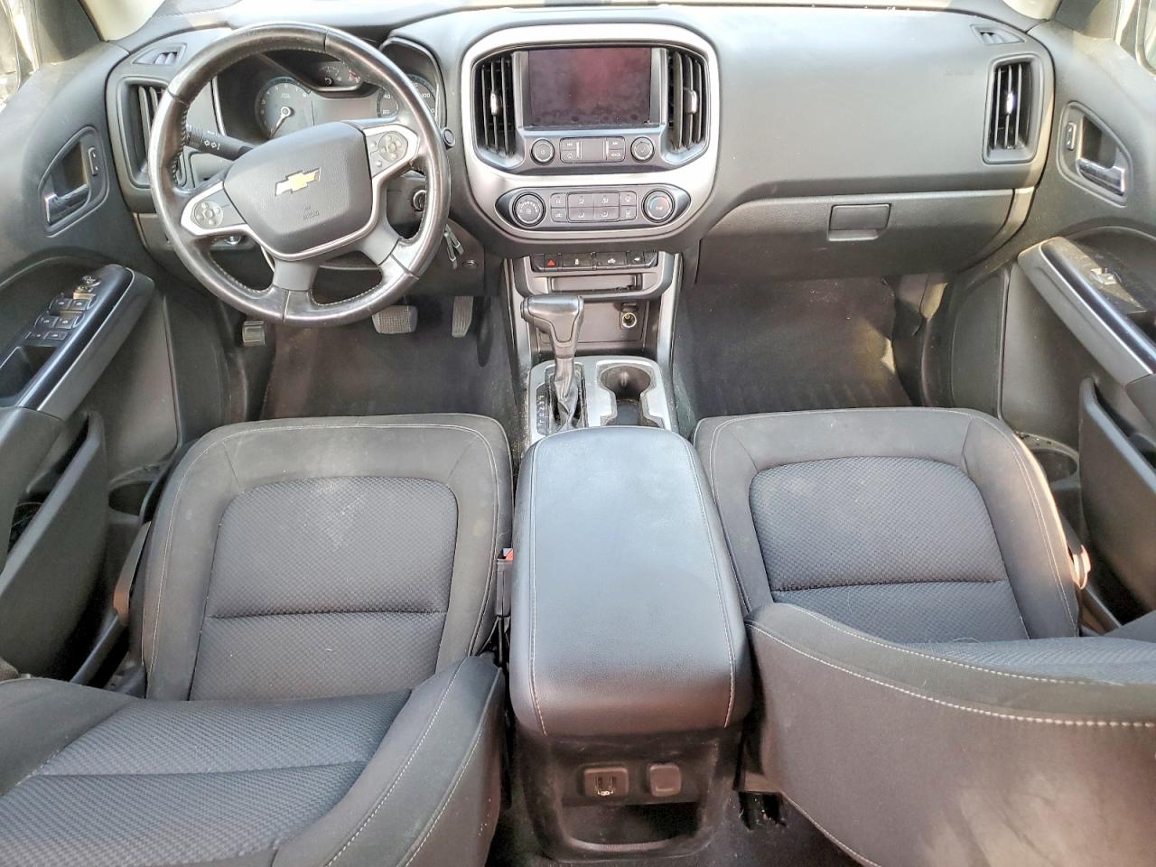 1GCGTCEN6K1334493 · 2019 CHEVROLET COLORADO · 8/12