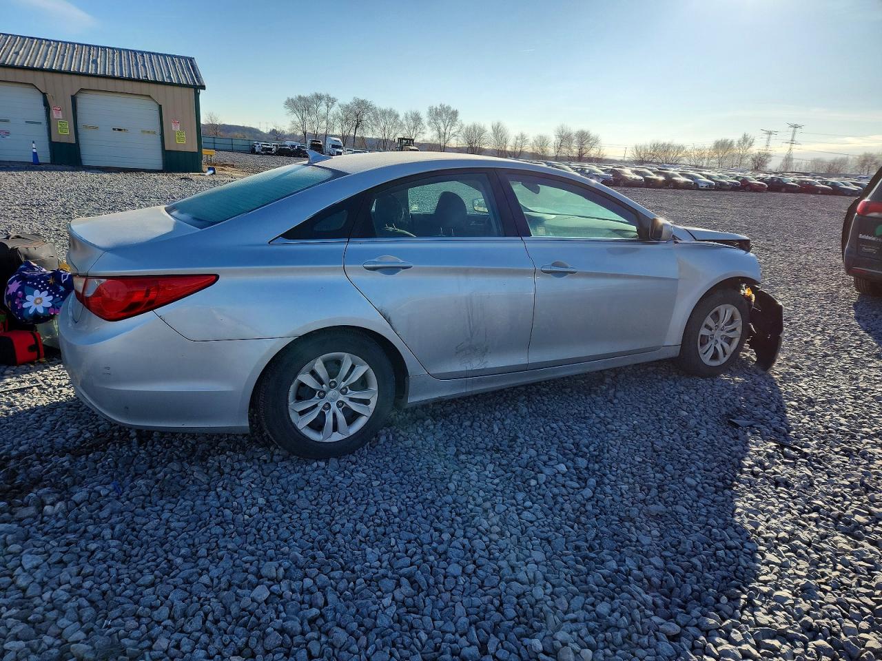 5NPEB4AC5BH077677 · 2011 HYUNDAI SONATA · 3/12