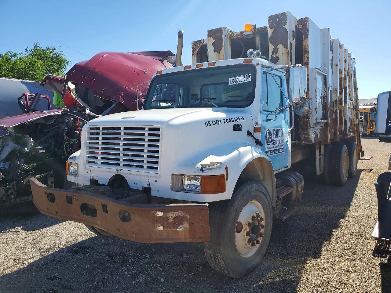 1HSSDAANX1H324127 · 2001 INTERNATIONAL 4900