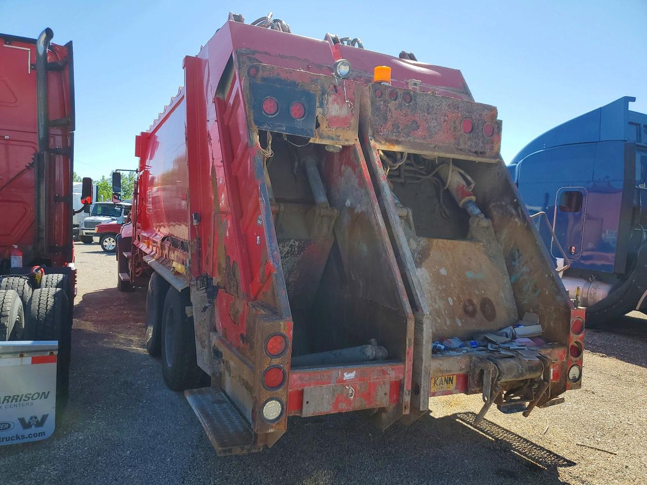 1FVHG5BS0DDFB0926 · 2013 FREIGHTLINER 108SD · 2/12