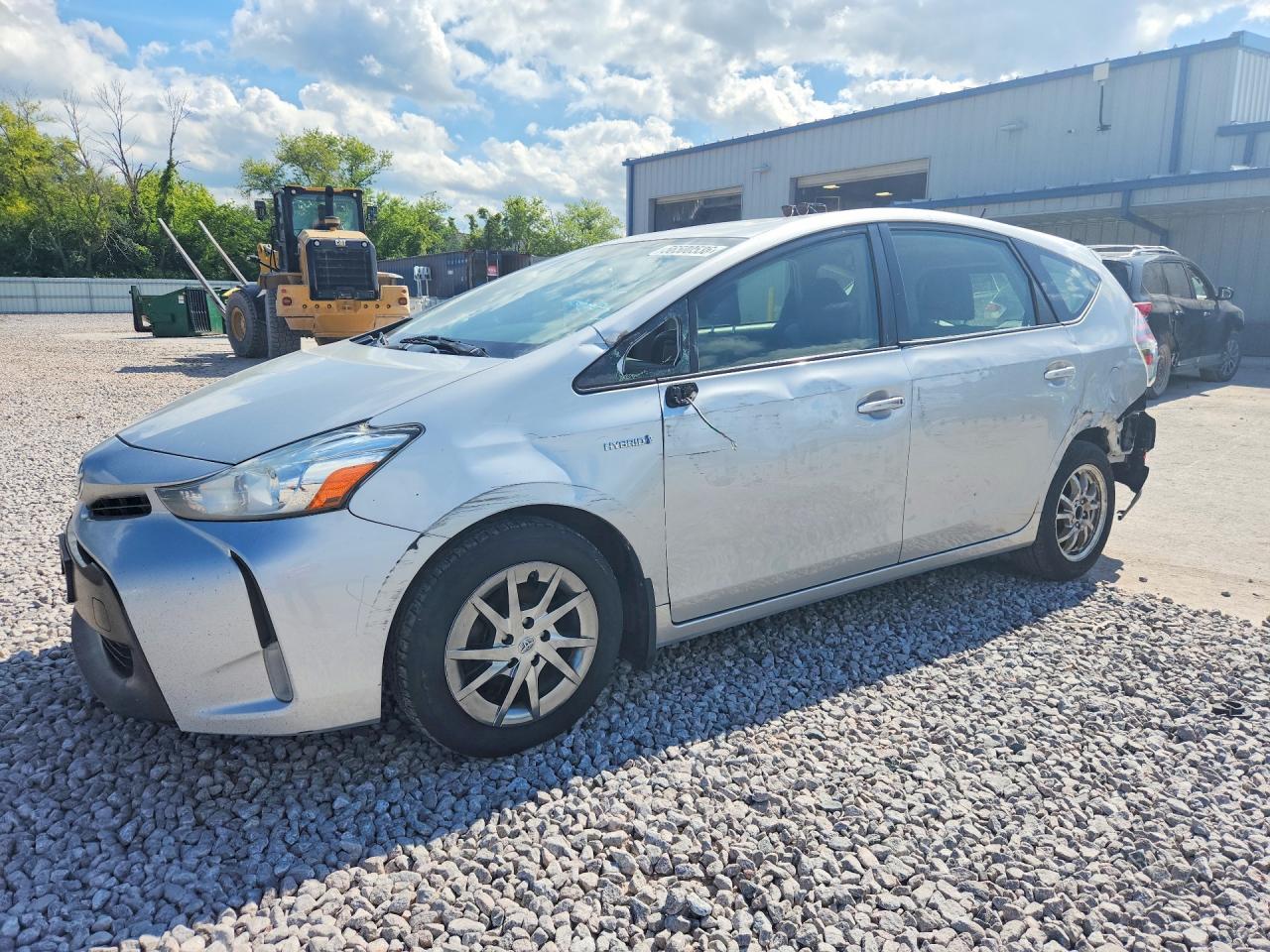 JTDZN3EU1HJ066665 · 2017 TOYOTA PRIUS V