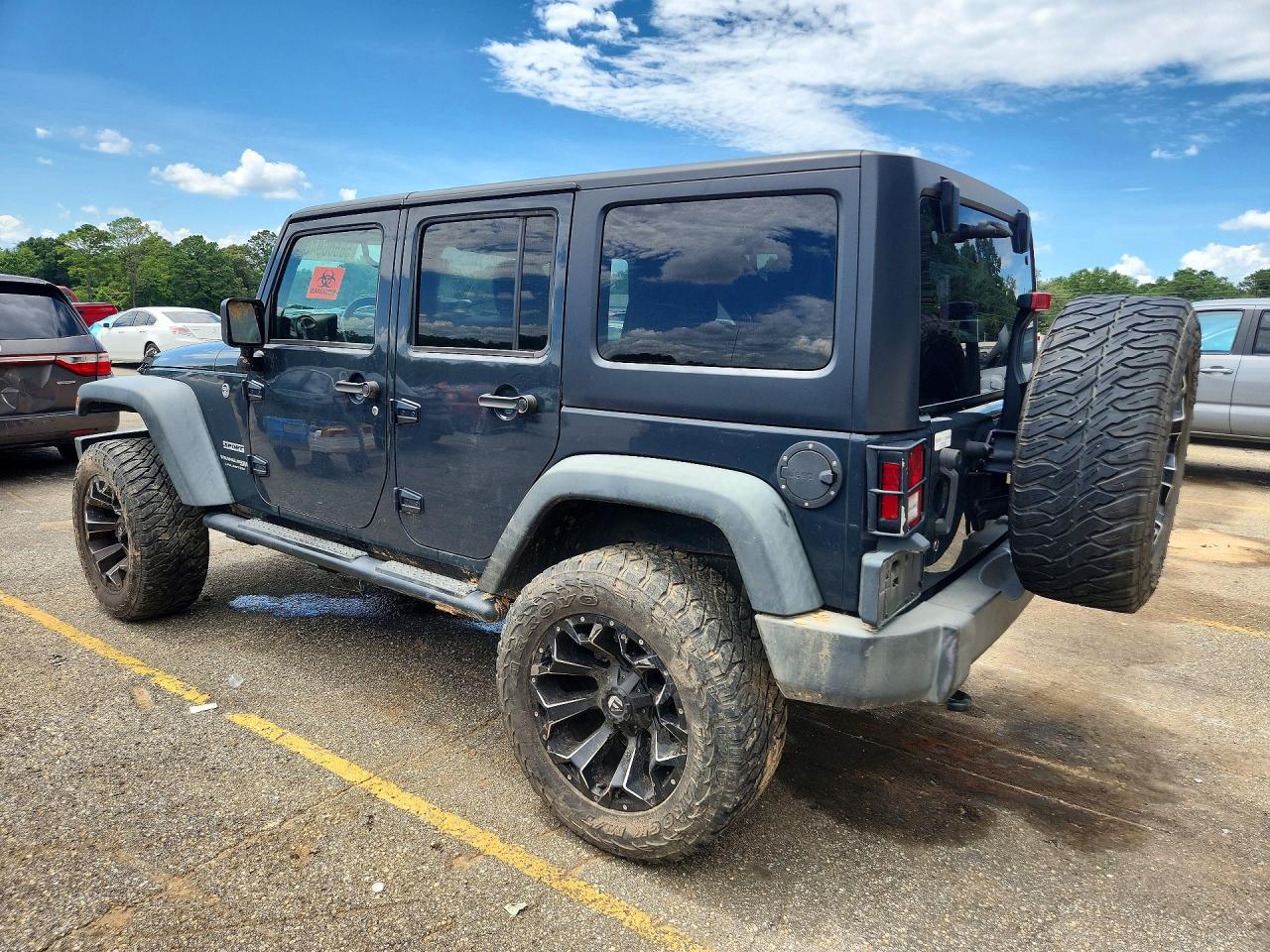 1C4BJWDG9JL831058 · 2018 JEEP WRANGLER UNLIMITED · 2/13