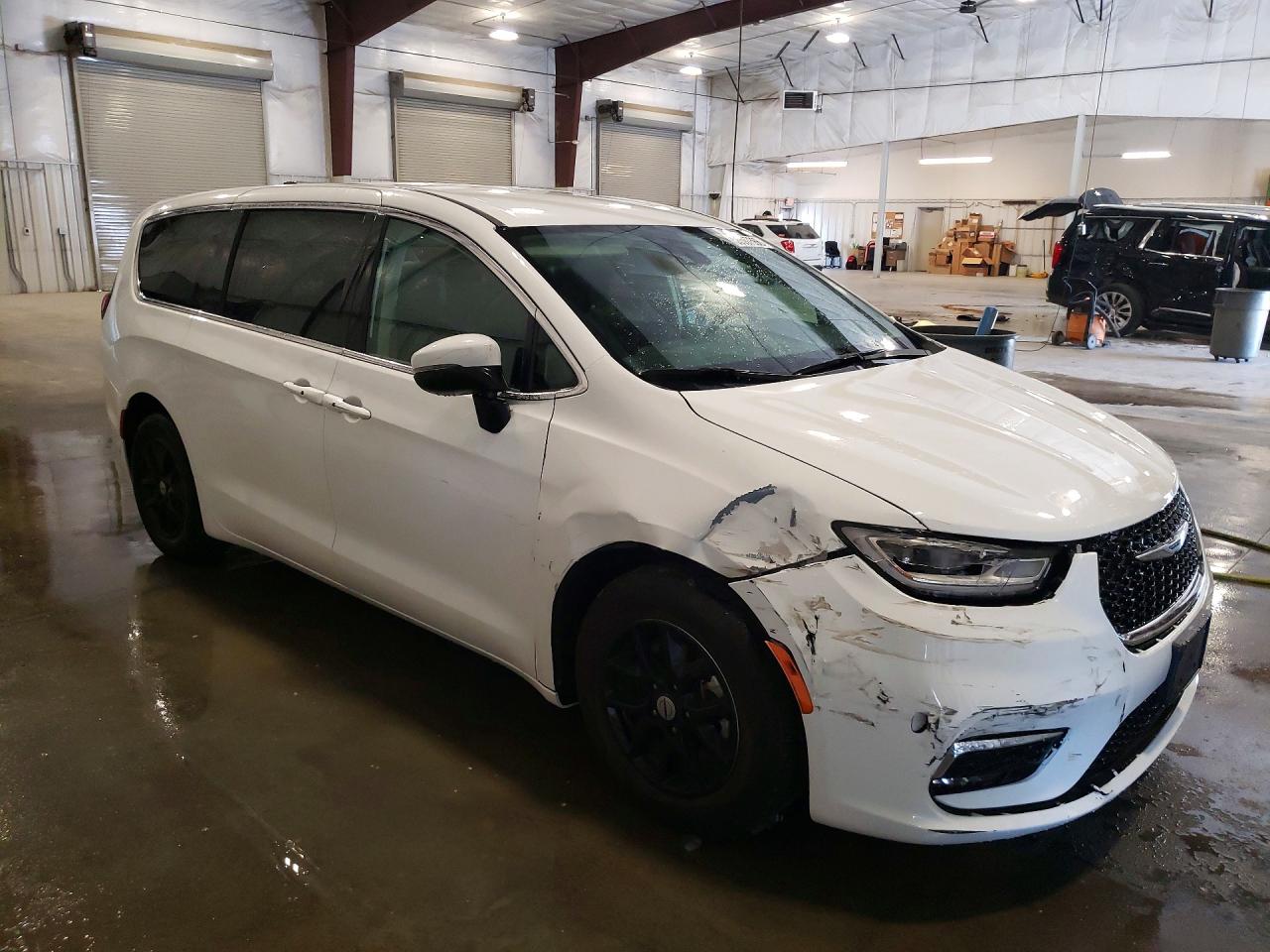 2C4RC1BG9PR579620 · 2023 CHRYSLER PACIFICA · 4/13