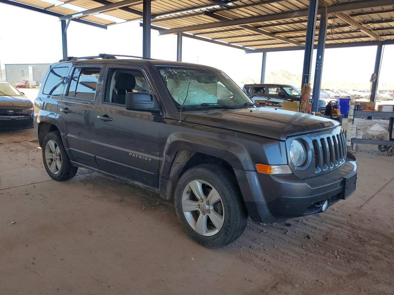 1C4NJRBB8HD135902 · 2017 JEEP PATRIOT · 4/12