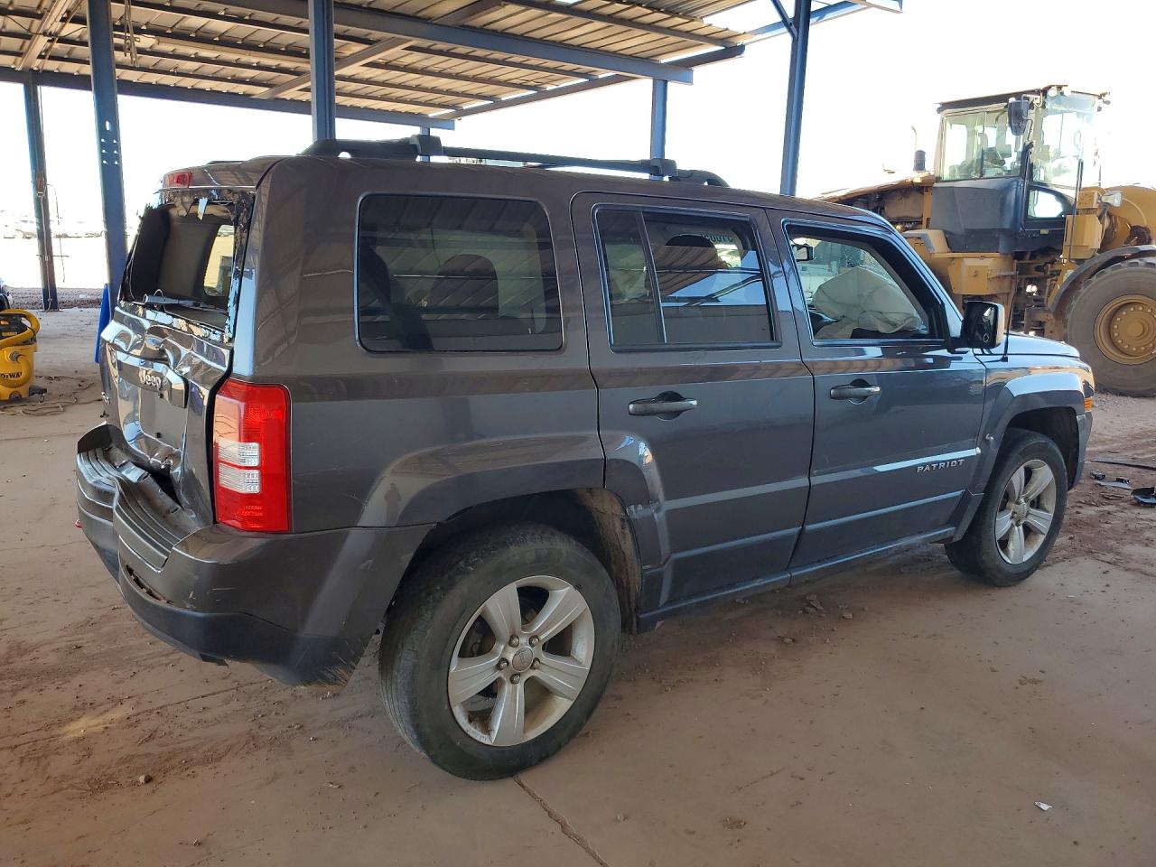 1C4NJRBB8HD135902 · 2017 JEEP PATRIOT · 3/12