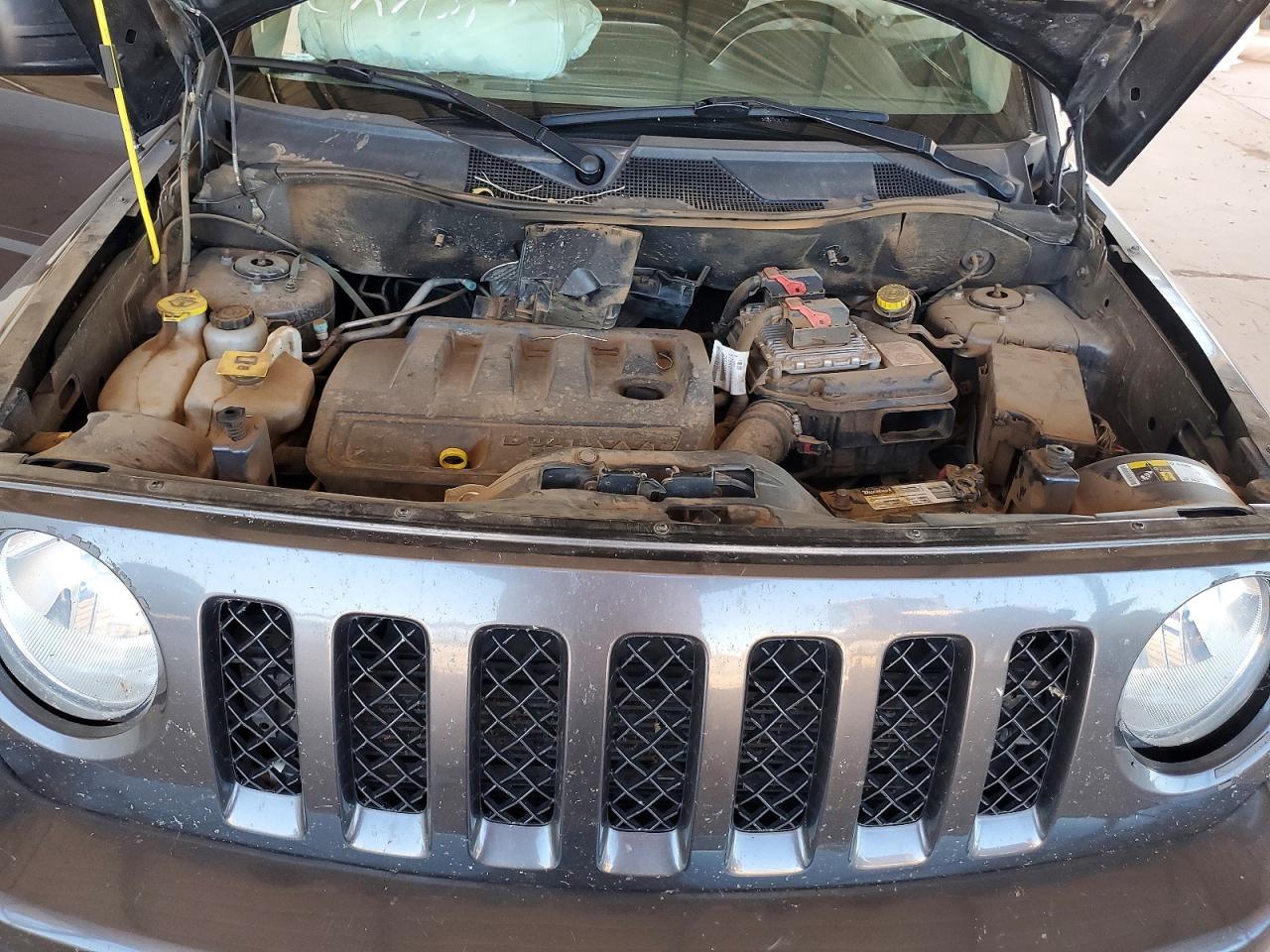 1C4NJRBB8HD135902 · 2017 JEEP PATRIOT · 11/12