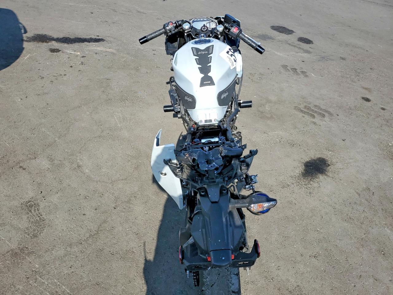 ML5EXGH15SDA55916 · 2025 KAWASAKI EX500 · 6/10
