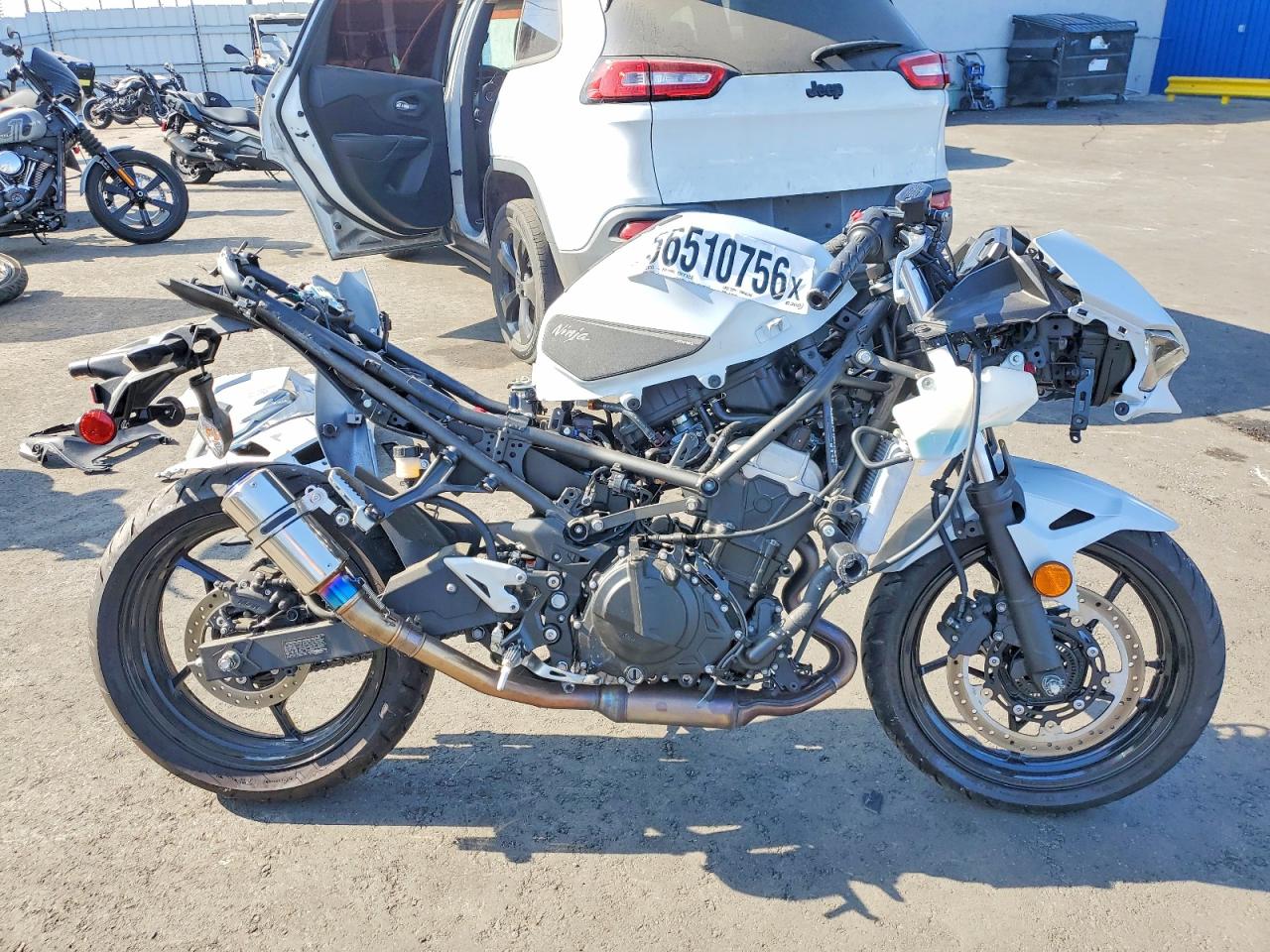 2025 KAWASAKI EX500