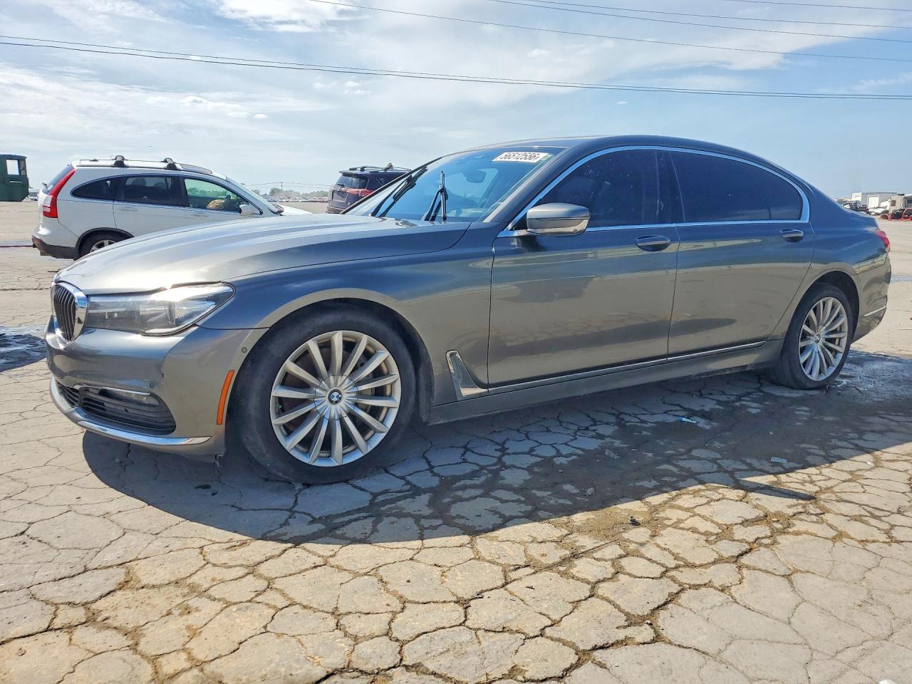 WBA7E2C5XGG504685 · 2016 BMW 740