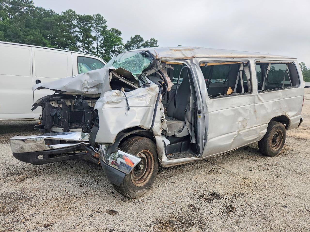 1FBNE31L08DB50619 · 2008 FORD ECONOLINE