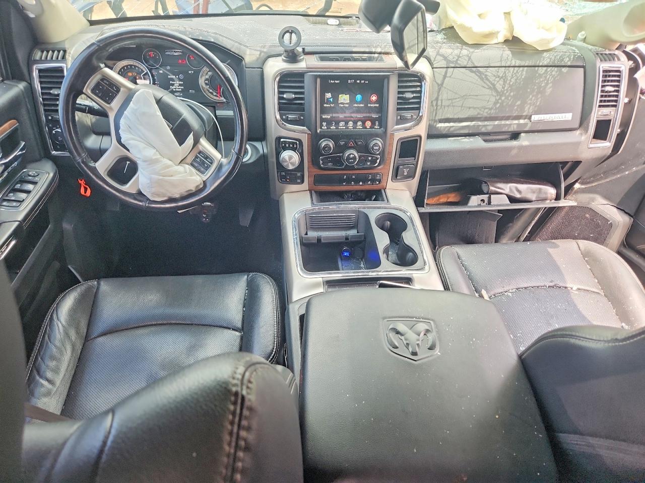 1C6RR7NT6HS854068 · 2017 RAM 1500 · 8/12