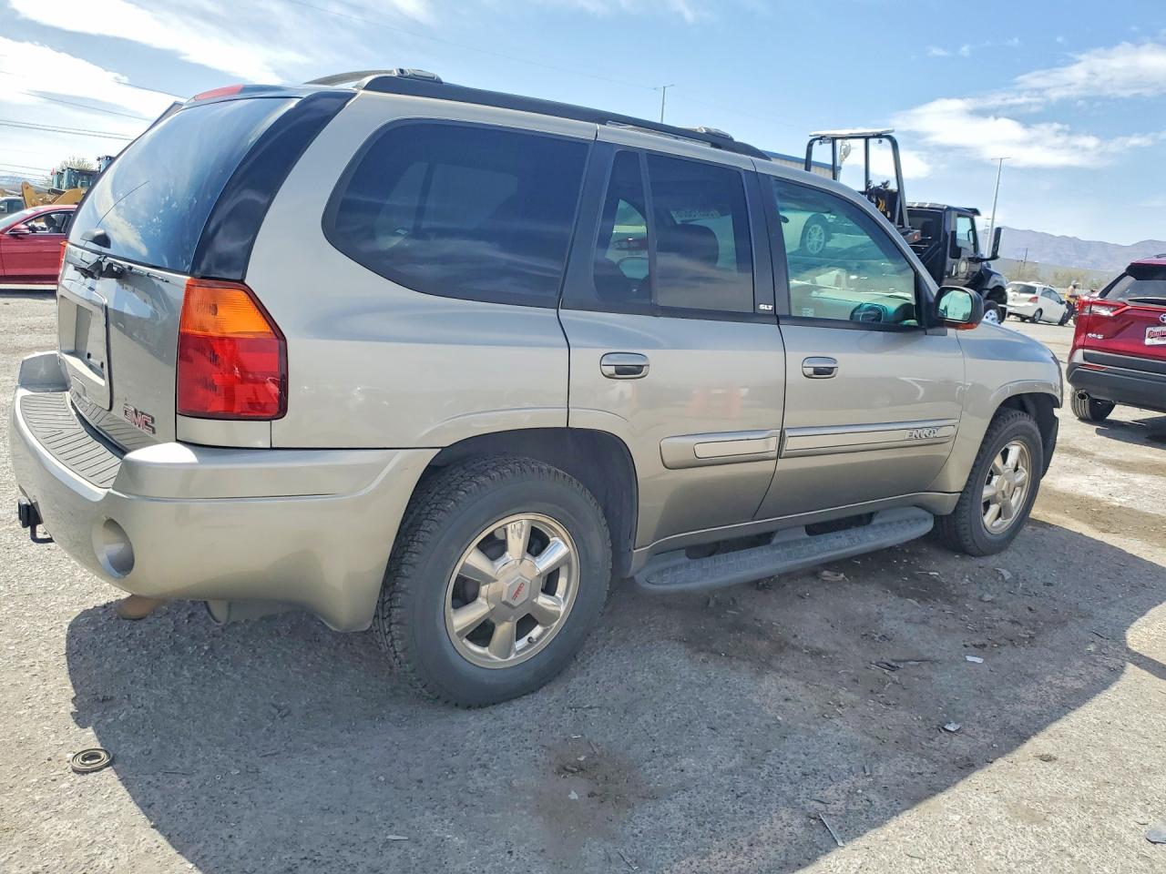 1GKDT13S522473559 · 2002 GMC ENVOY · 3/14