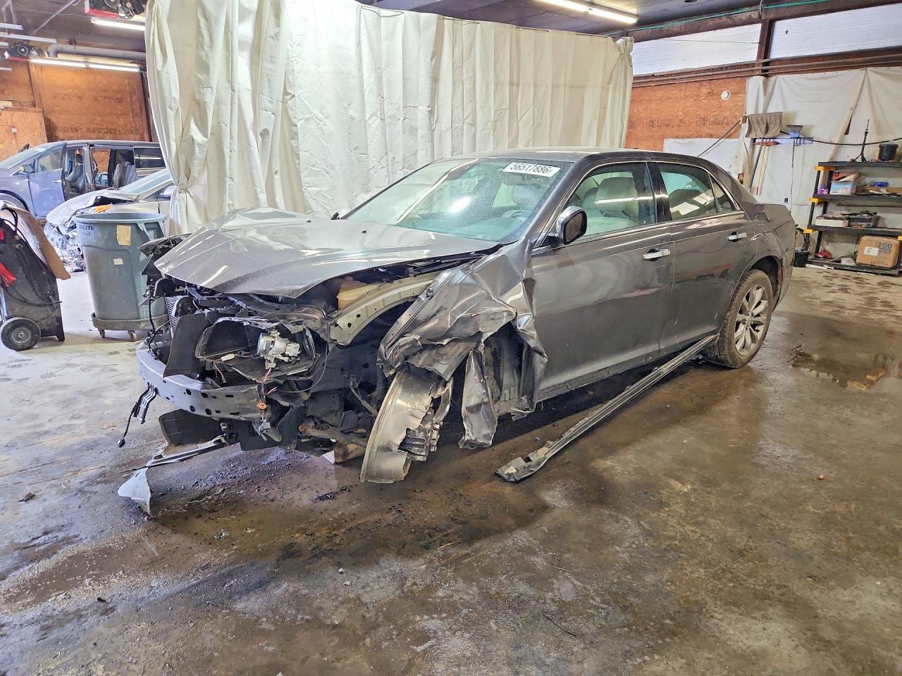 2C3CCAKG2FH899604 · 2015 CHRYSLER 300C