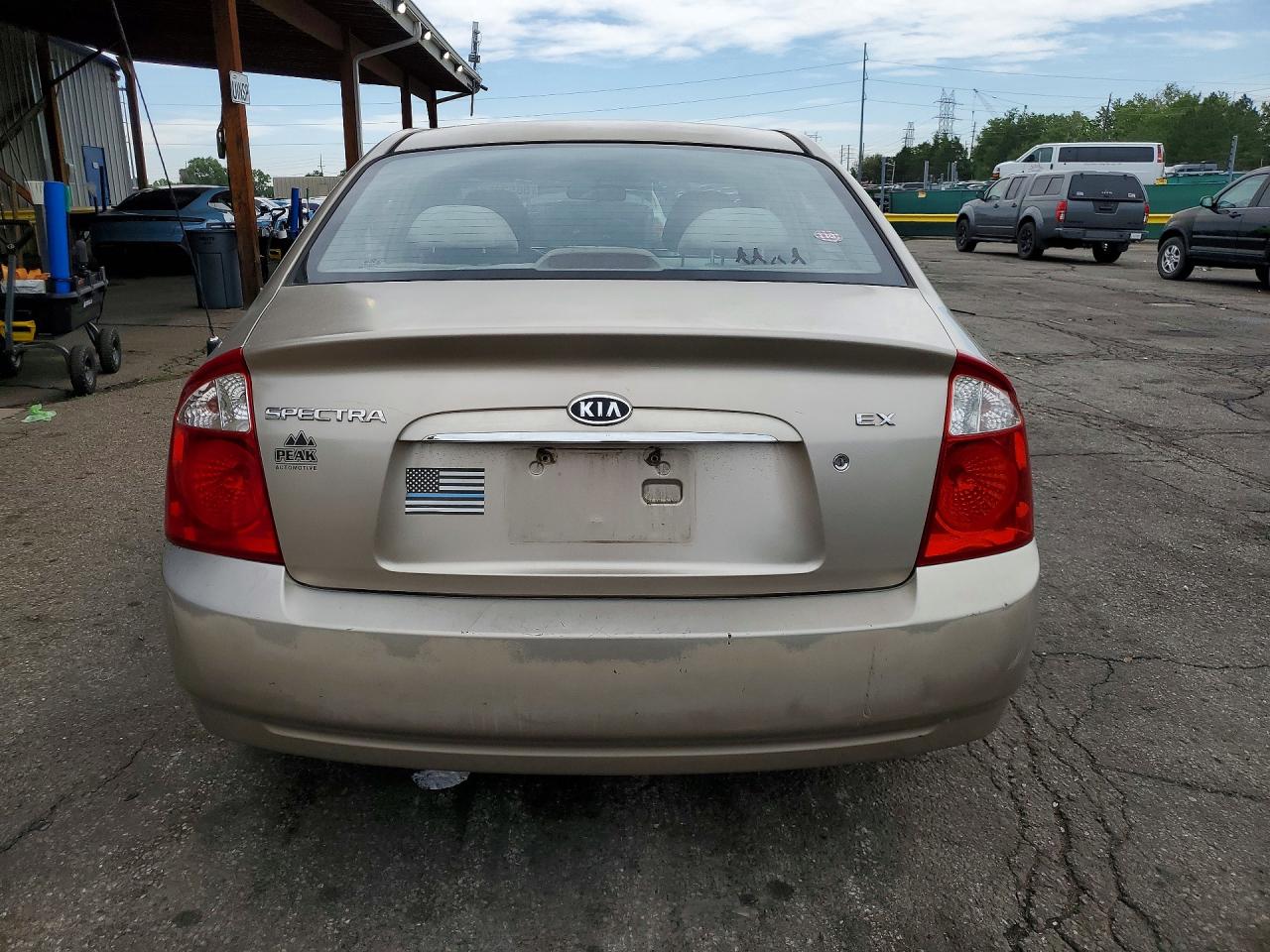 KNAFE121345060335 · 2004 KIA SPECTRA · 6/12