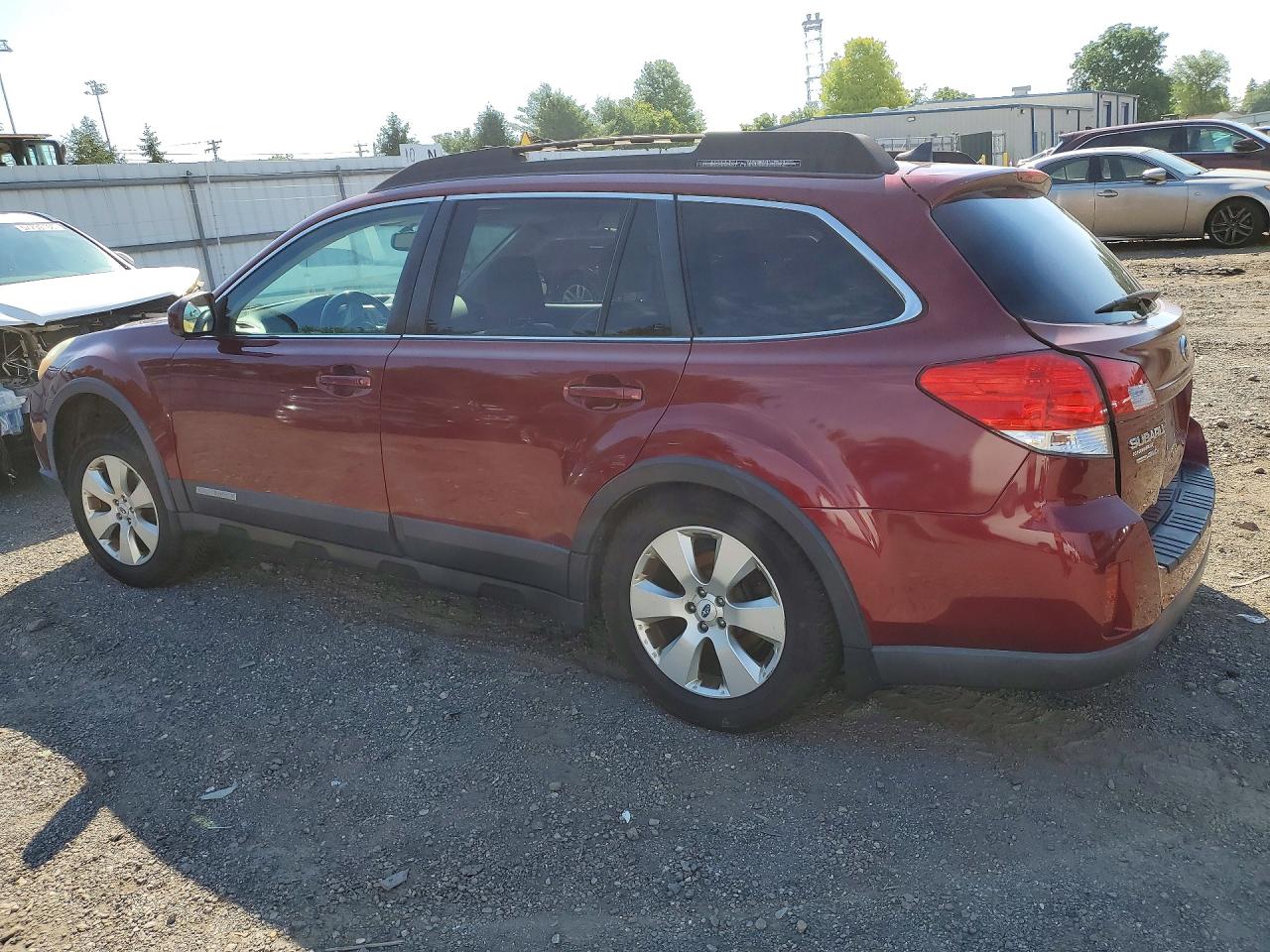 4S4BRBKC4B3442116 · 2011 SUBARU OUTBACK · 2/12