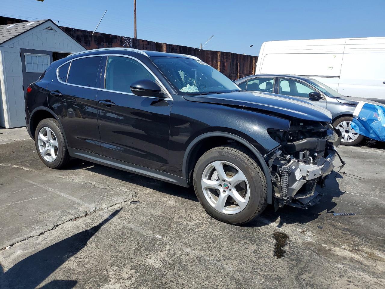 ZASPAJAN6L7C88508 · 2020 ALFA ROMEO STELVIO · 4/13