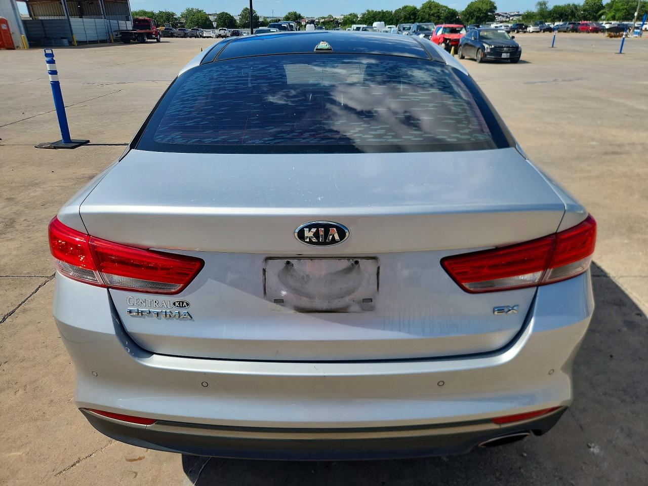 5XXGU4L31GG070373 · 2016 KIA OPTIMA · 6/13
