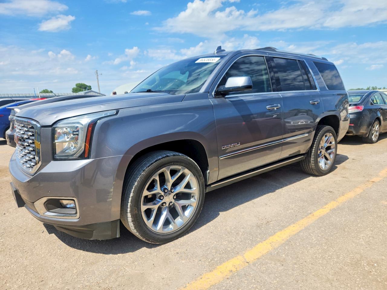 1GKS2CKJXKR335179 · 2019 GMC YUKON