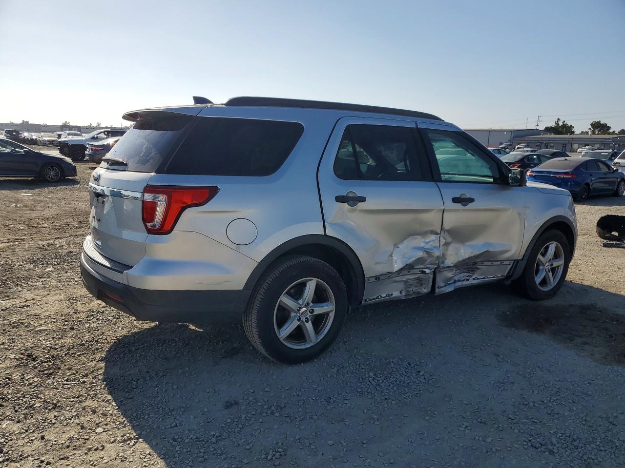 1FM5K7B87JGB18160 · 2018 FORD EXPLORER · 3/13