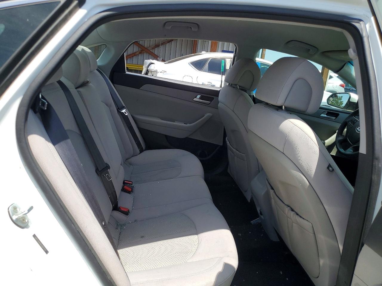 5NPE24AF6FH007721 · 2015 HYUNDAI SONATA · 10/12