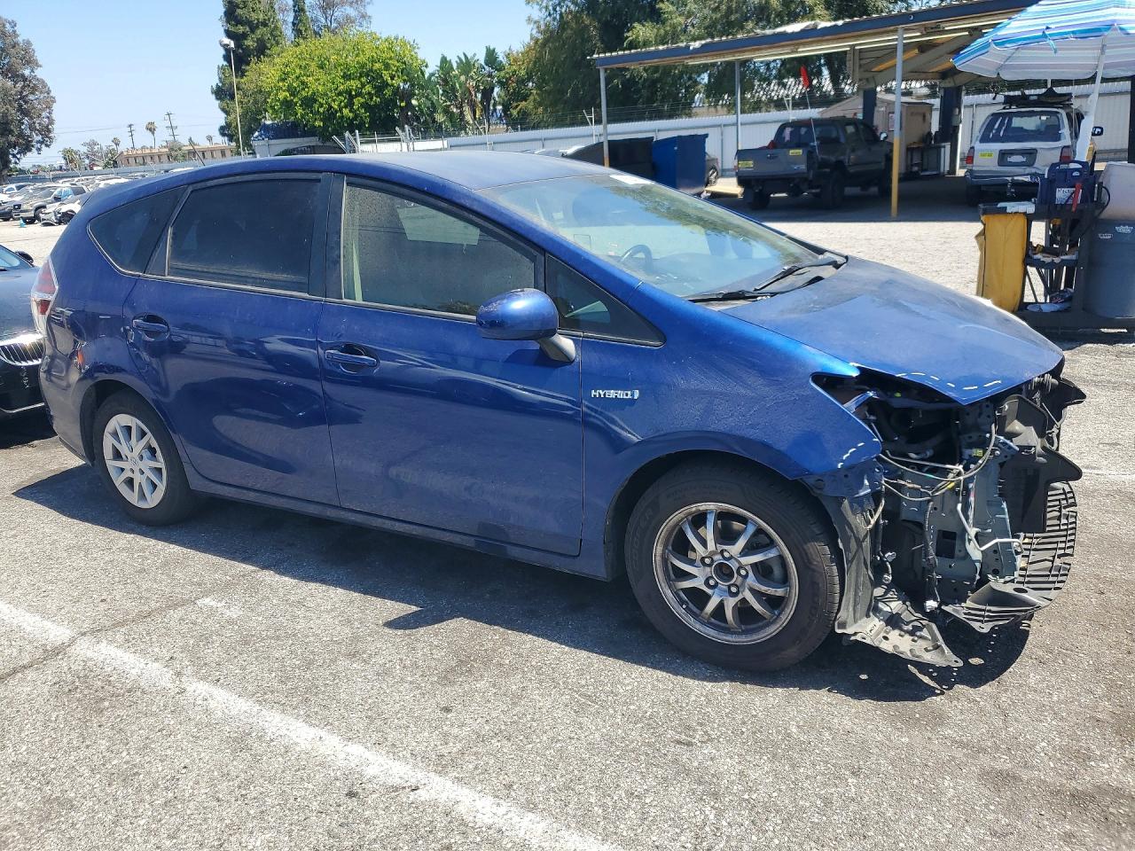 JTDZN3EU2HJ070997 · 2017 TOYOTA PRIUS V · 4/13