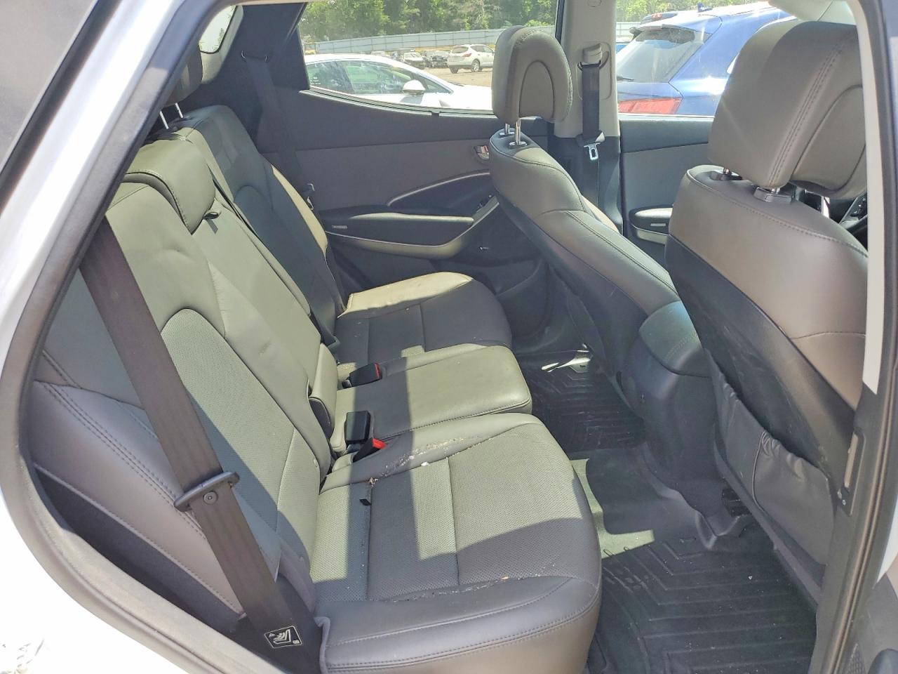 5XYZWDLA5HG395753 · 2017 HYUNDAI SANTA FE SPORT · 10/12