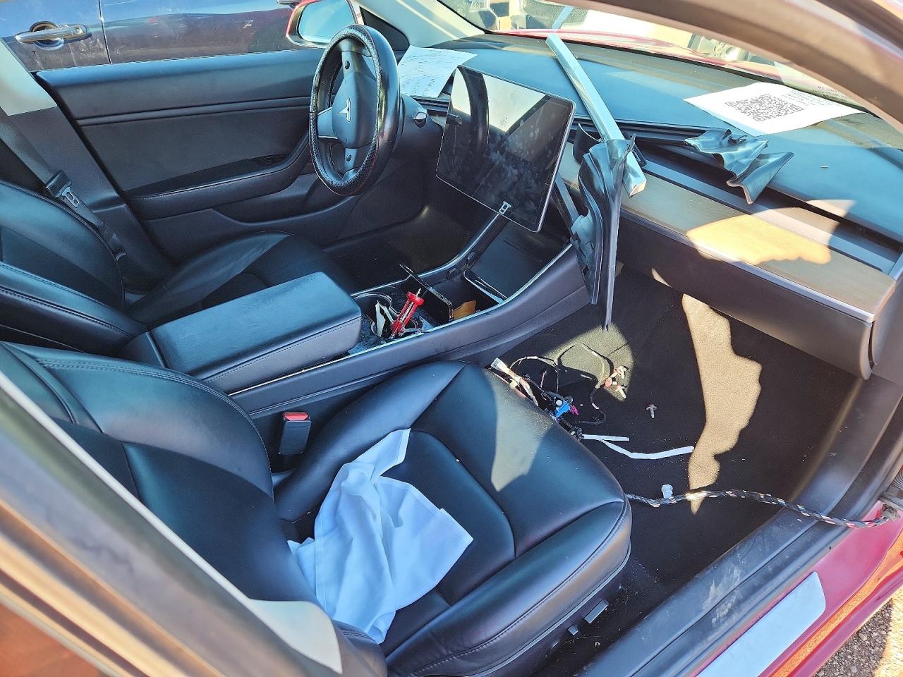 5YJ3E1EA9KF435898 · 2019 TESLA MODEL 3 · 8/12