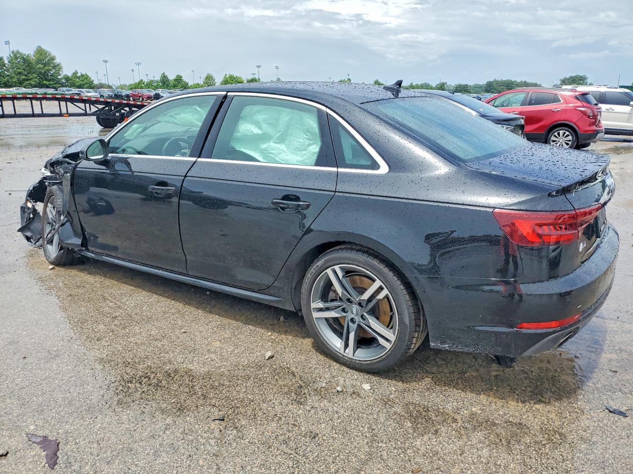 WAUENAF43JA108113 · 2018 AUDI A4 · 2/12