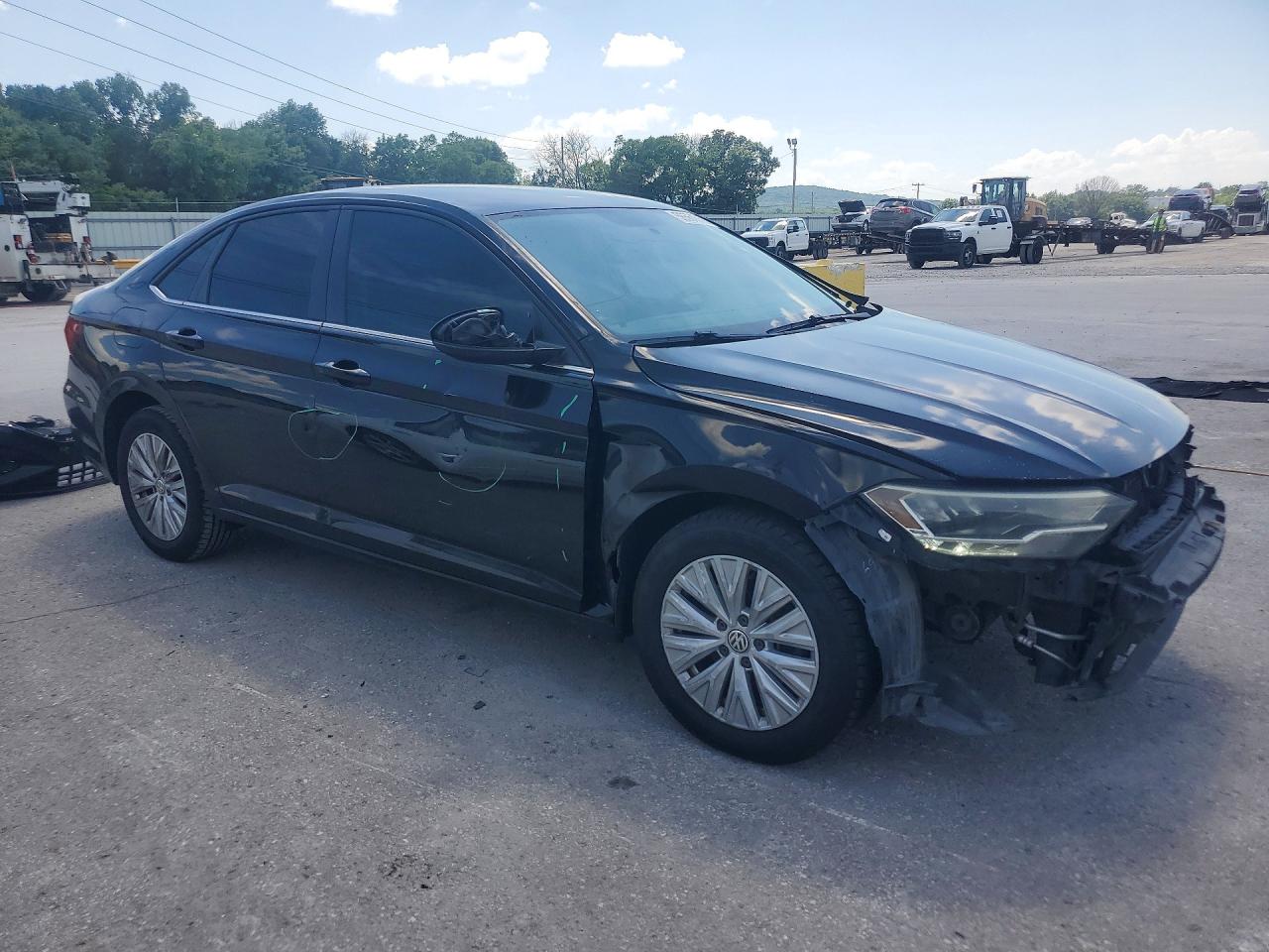 3VWN57BU3KM254993 · 2019 VOLKSWAGEN JETTA · 4/13