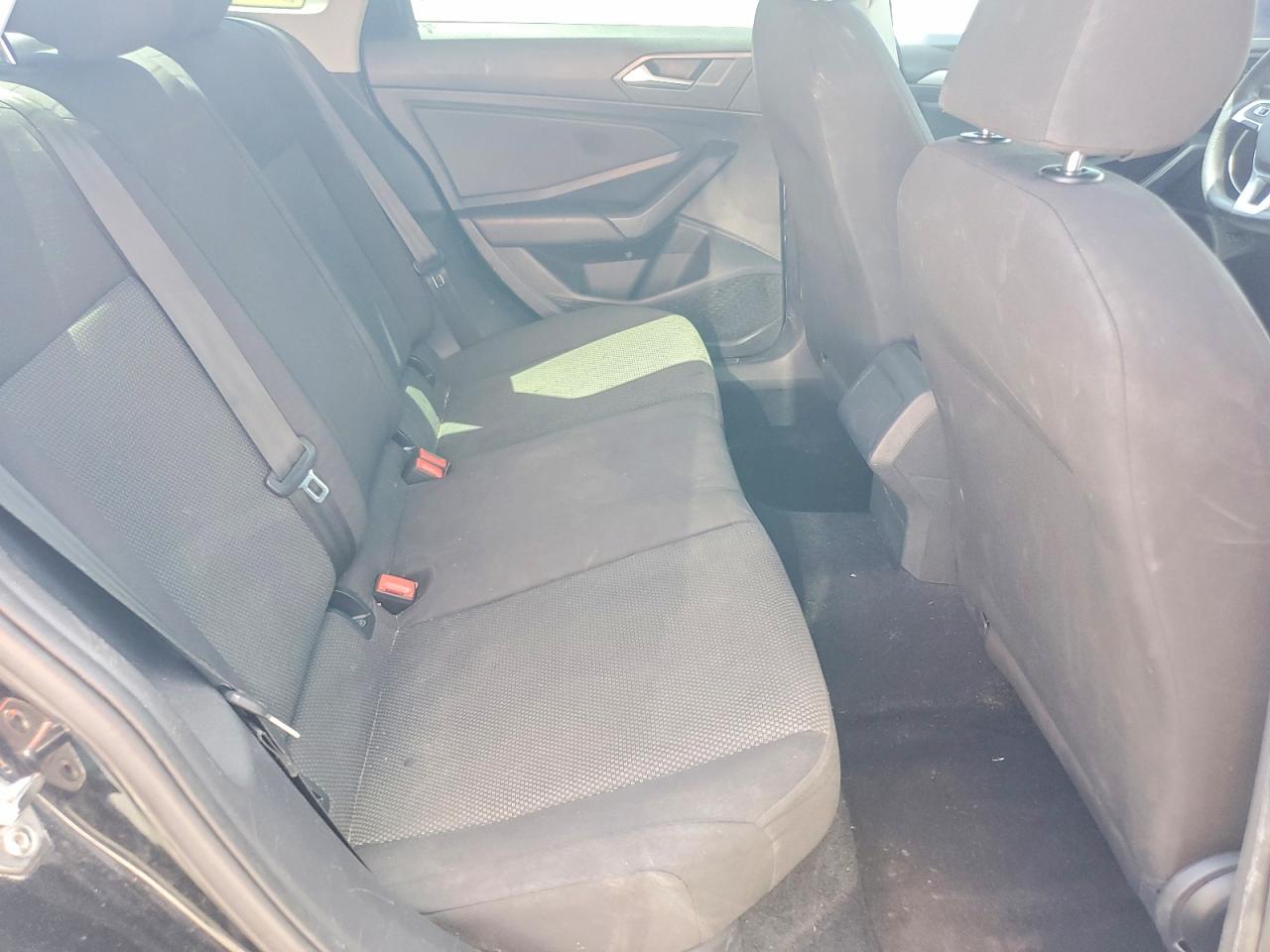 3VWN57BU3KM254993 · 2019 VOLKSWAGEN JETTA · 10/13