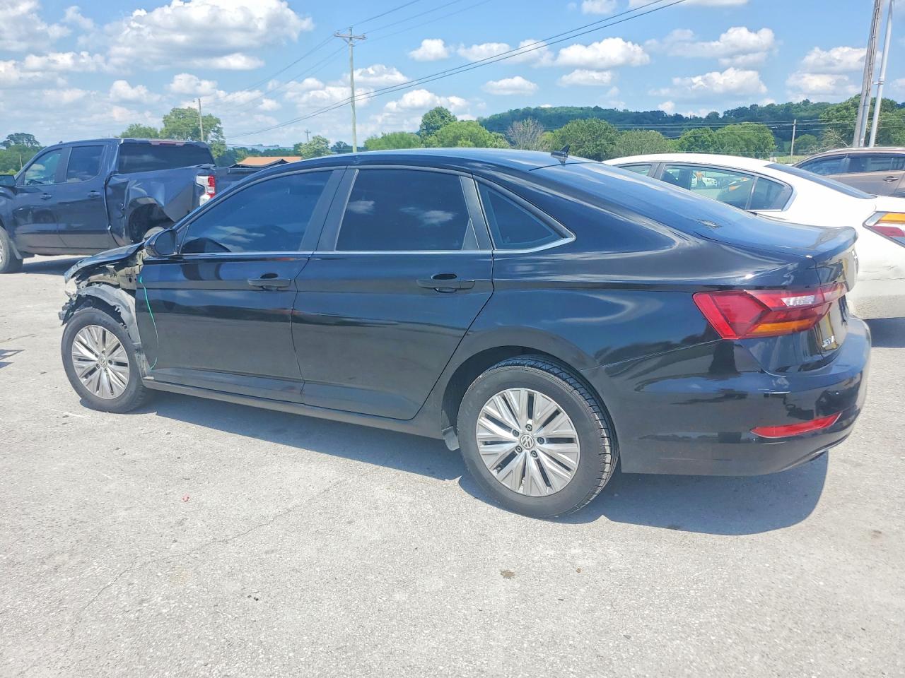 3VWN57BU3KM254993 · 2019 VOLKSWAGEN JETTA · 2/13