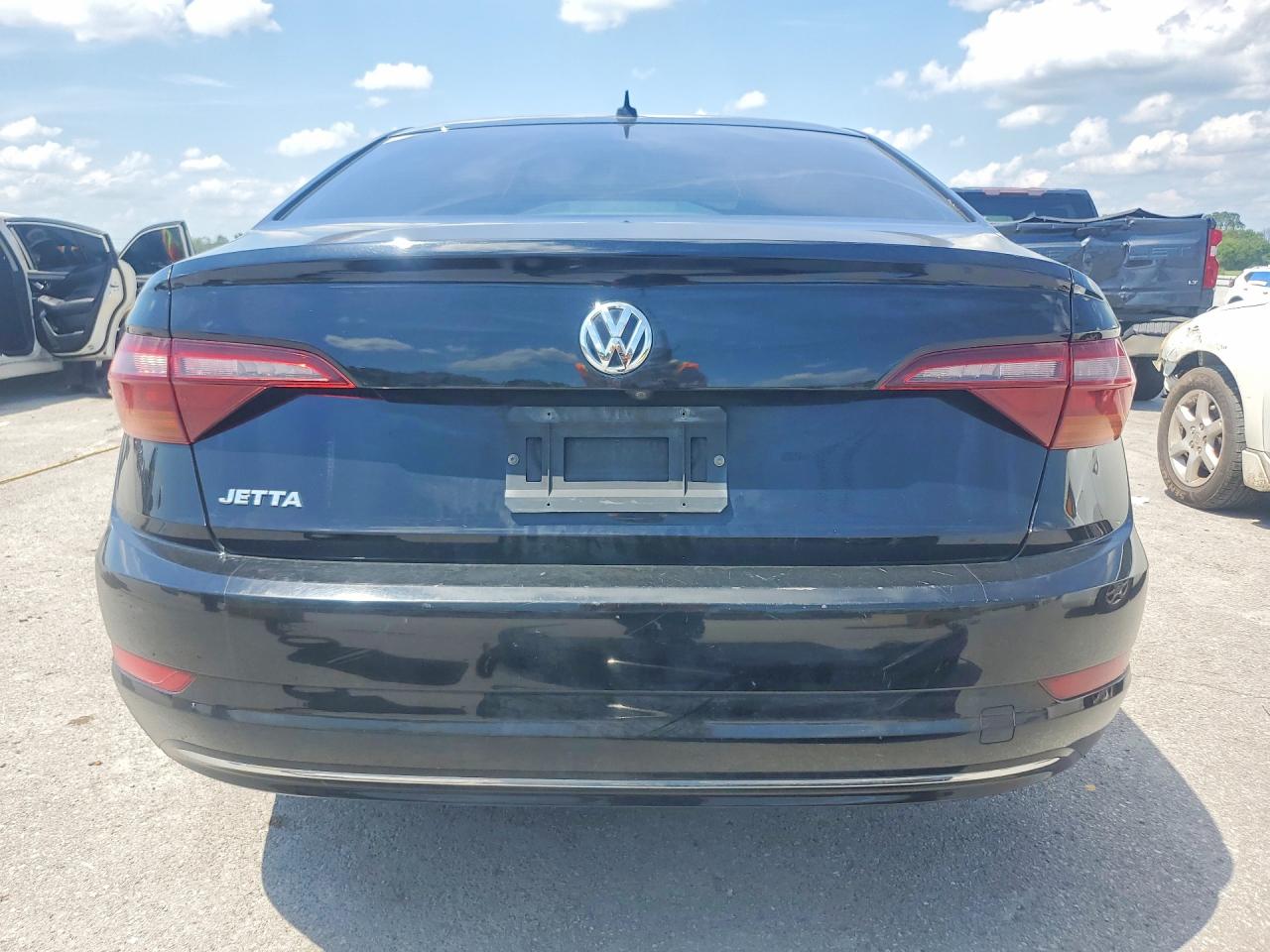 3VWN57BU3KM254993 · 2019 VOLKSWAGEN JETTA · 6/13