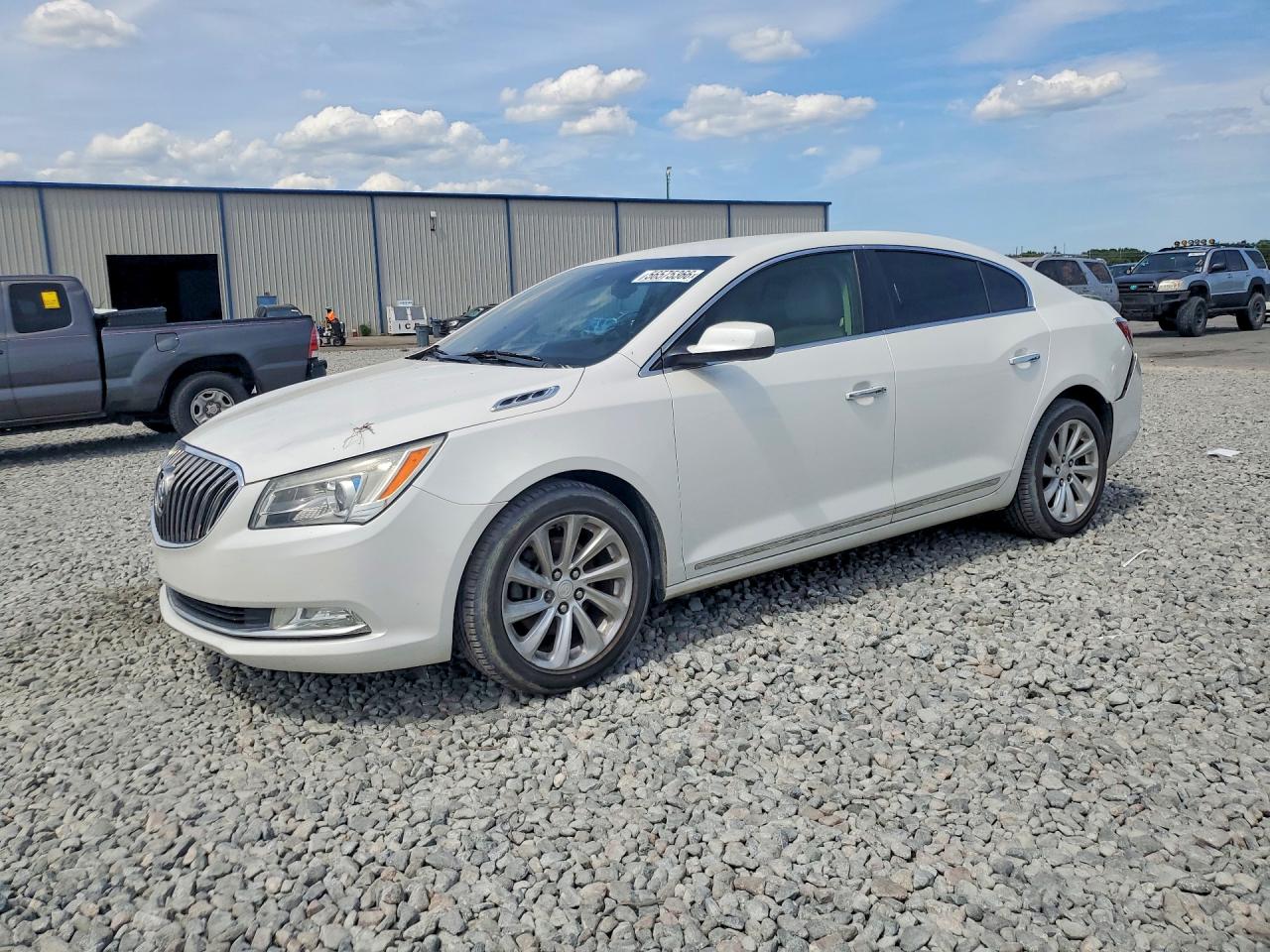 1G4GA5G35GF142999 · 2016 BUICK LACROSSE