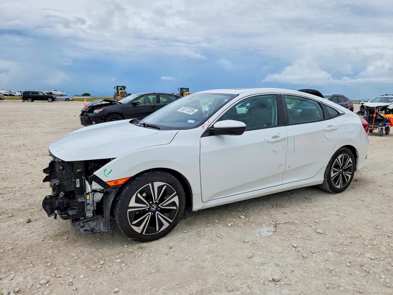 2HGFC1F72JH645887 · 2018 HONDA CIVIC